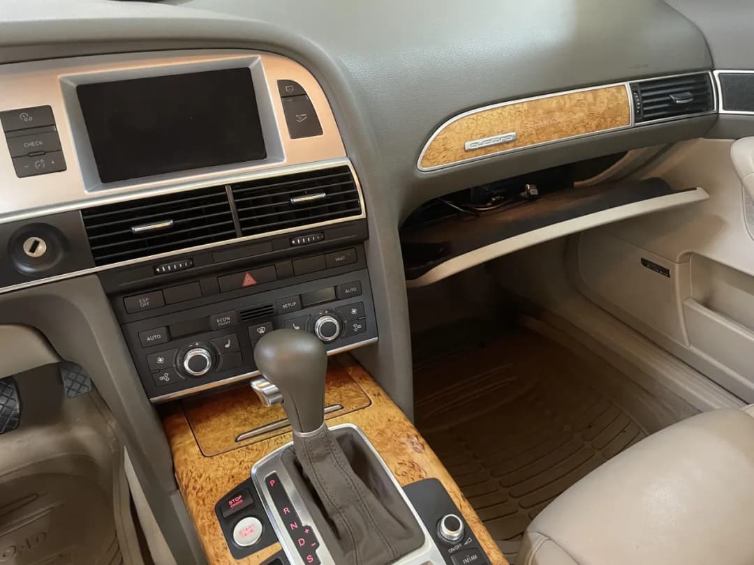 Jak włączyć Bluetooth w Audi A6 C6 i uniknąć problemów z połączeniem