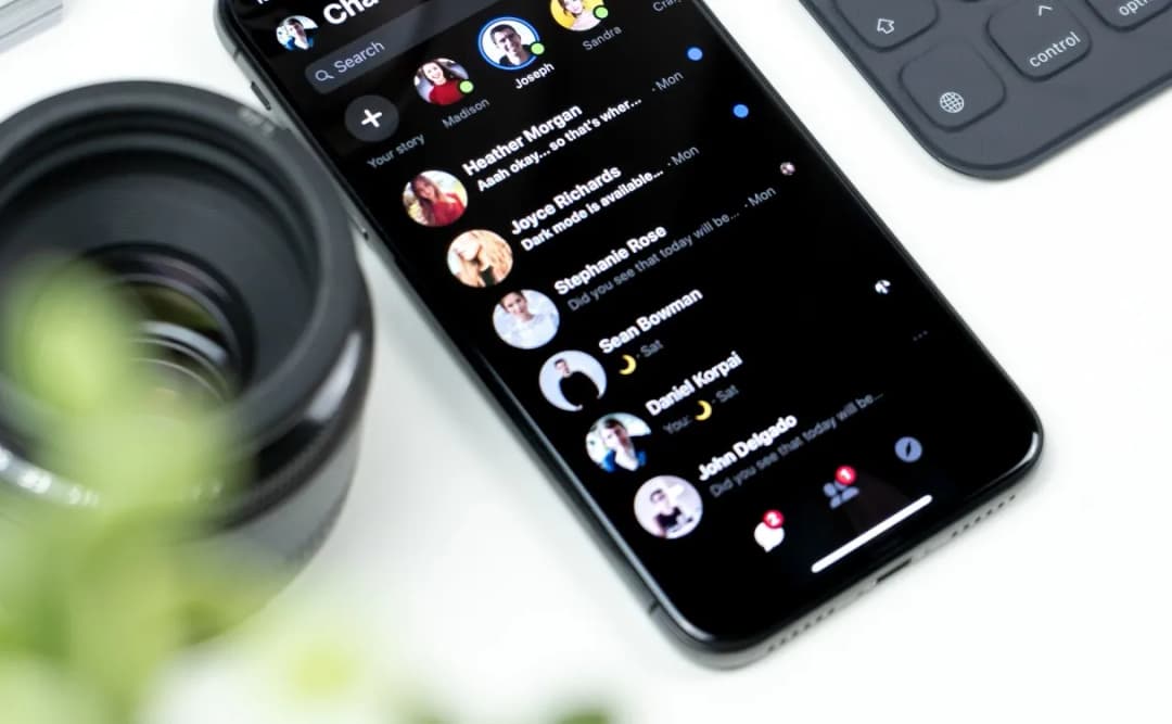 Jak wyłączyć motyw na Messengerze i przywrócić jasny wygląd