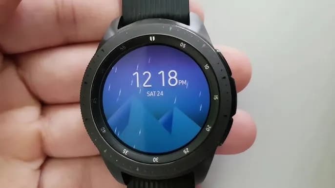 Odkryj funkcje Samsung Gear SM R810: Galaxy Watch R810 42mm, Samsung R810