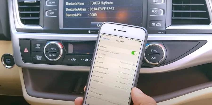 Jak puścić muzykę z telefonu przez radio Bluetooth bez problemów