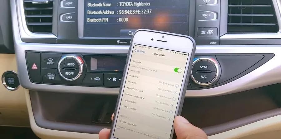 Jak puścić muzykę z telefonu przez radio Bluetooth bez problemów